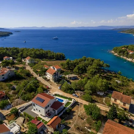 Makarac * Milna (Brac)
